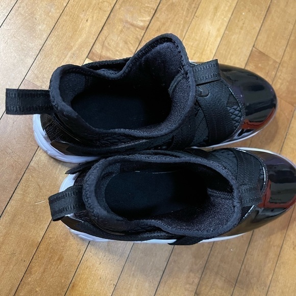 NIKE LEBRON soldier XII sfg - Picture 5 of 12